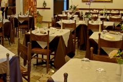 restaurant-gardasee-direkt-am-see-mit-steg-und-boje-0007